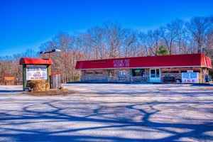 Jamestown, TN Diner & Convenience Store For Sale