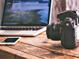 Successful Photography Business w/school contracts