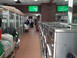 laundromat-in-upper-west-of-manhattan-new-york