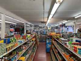 convenience-market-with-beer-and-wine-torrance-california