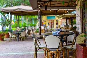 Outdoor Bar & Restaurant in WI Tourist Town