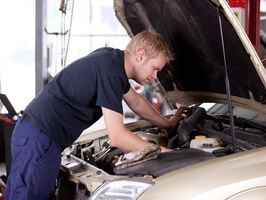 Mechanics Look! Over 20 Year Auto Engine Repair