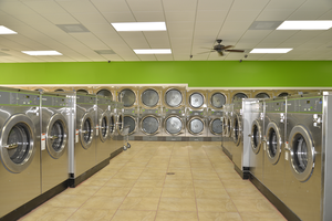 Laundromat Biz With Semi Absentee Ownership
