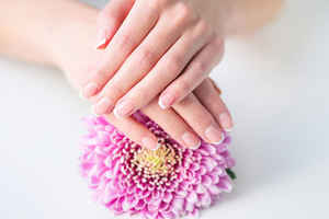 High Income Nail Salon With Experienced Staff