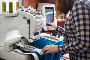 custom-screen-printing-and-embroidery-with-patent-michigan
