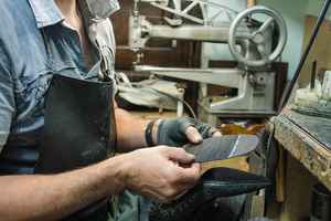 Leather, Shoes, and Luggage Repair by Craftsmen